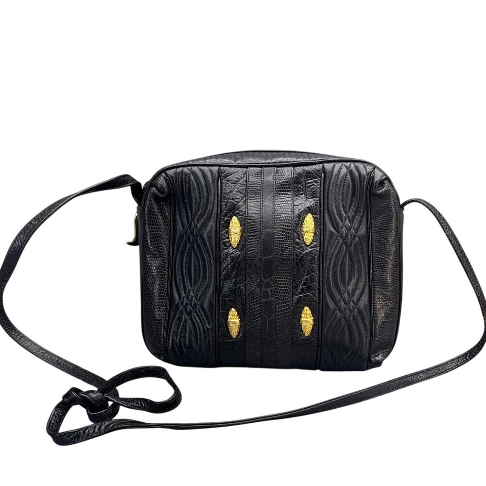 Sharif Vintage 80s Black Patchwork Leather Gold Details Shoulder Bag Purse
